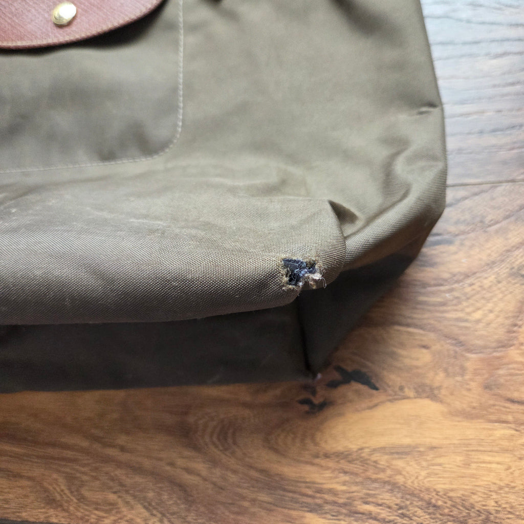 Longchamp Le Pliage Tote (flaws)