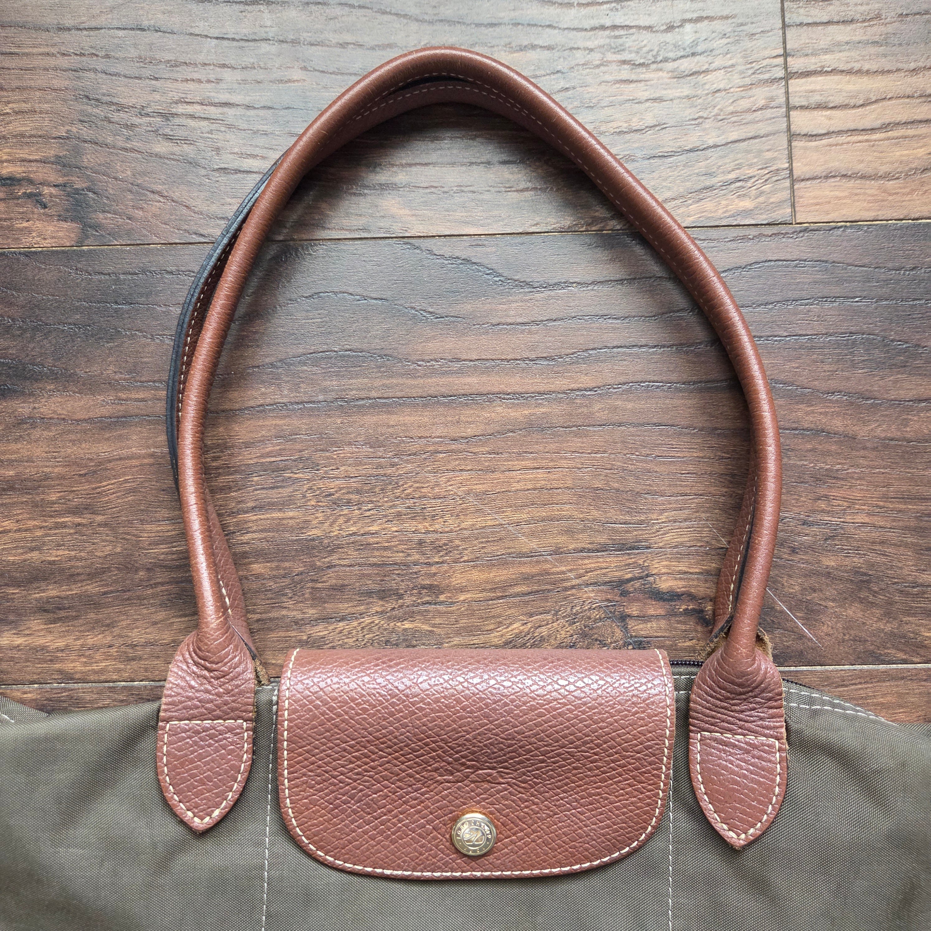 Longchamp Le Pliage Tote (flaws)
