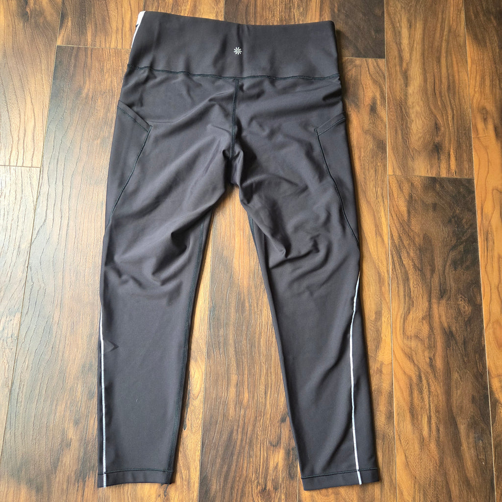 Athleta Interval Stash High Rise Tipped 7/8 Legging