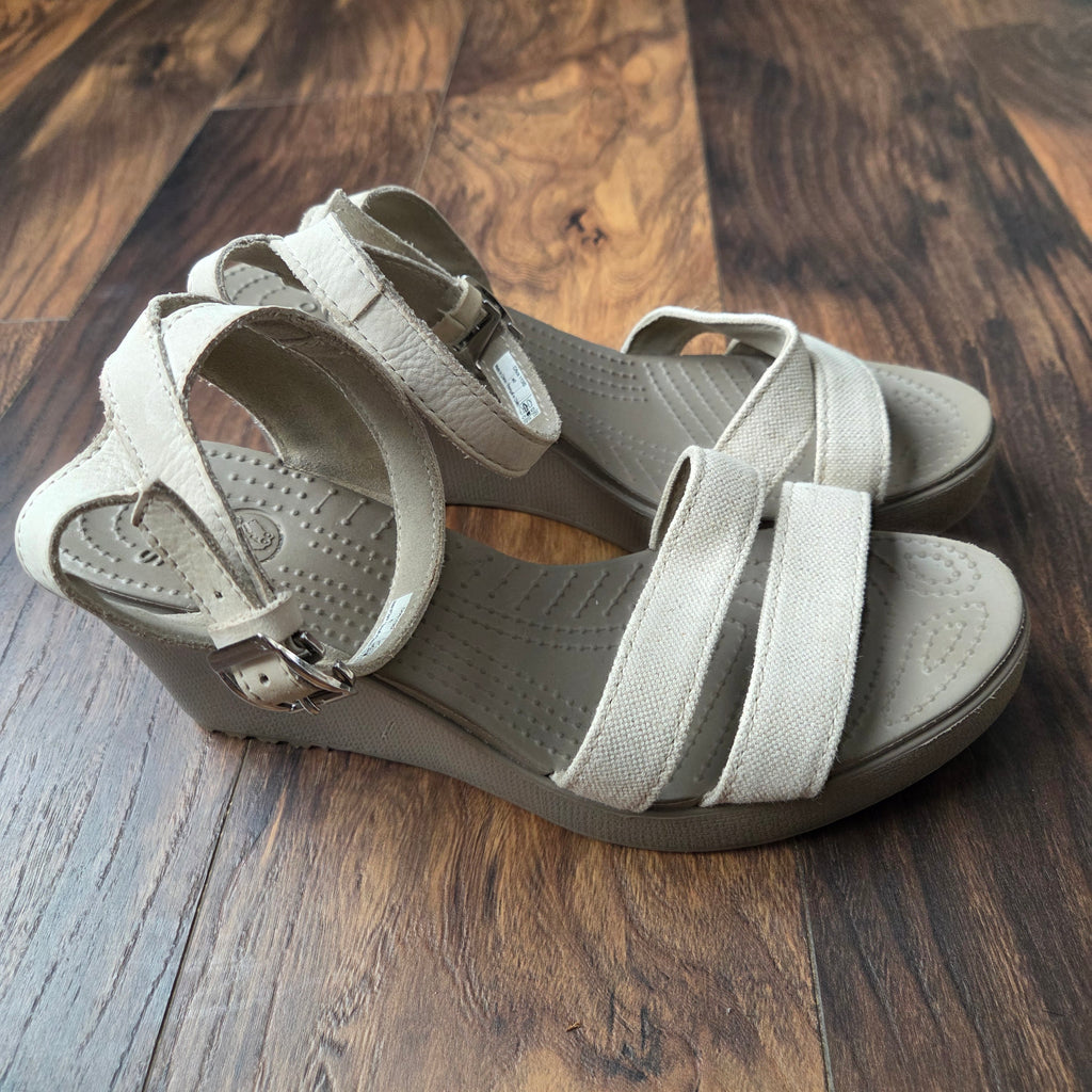 Crocs Leigh II Wedge Sandals