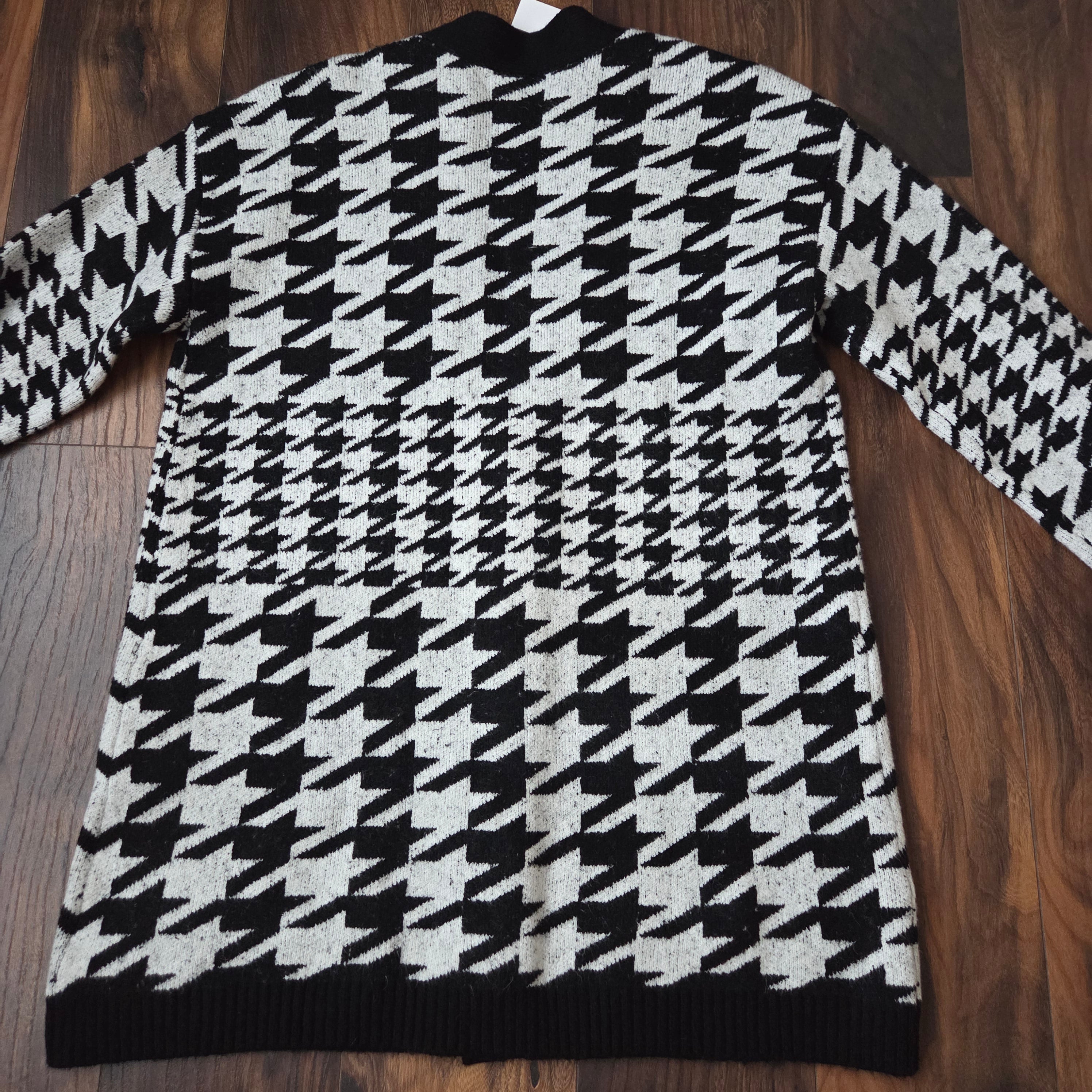 Talbots Black & White Houndstooth Cardigan