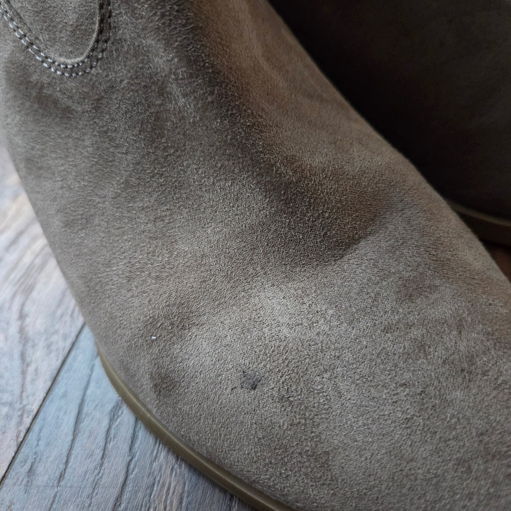 Report Cowboy Boots