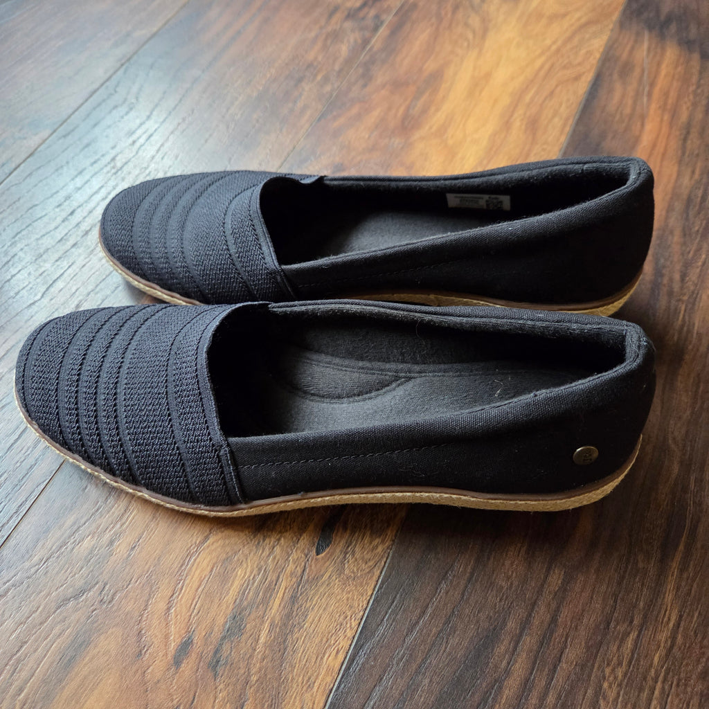 Grasshoppers Slip On Canvas Shoes