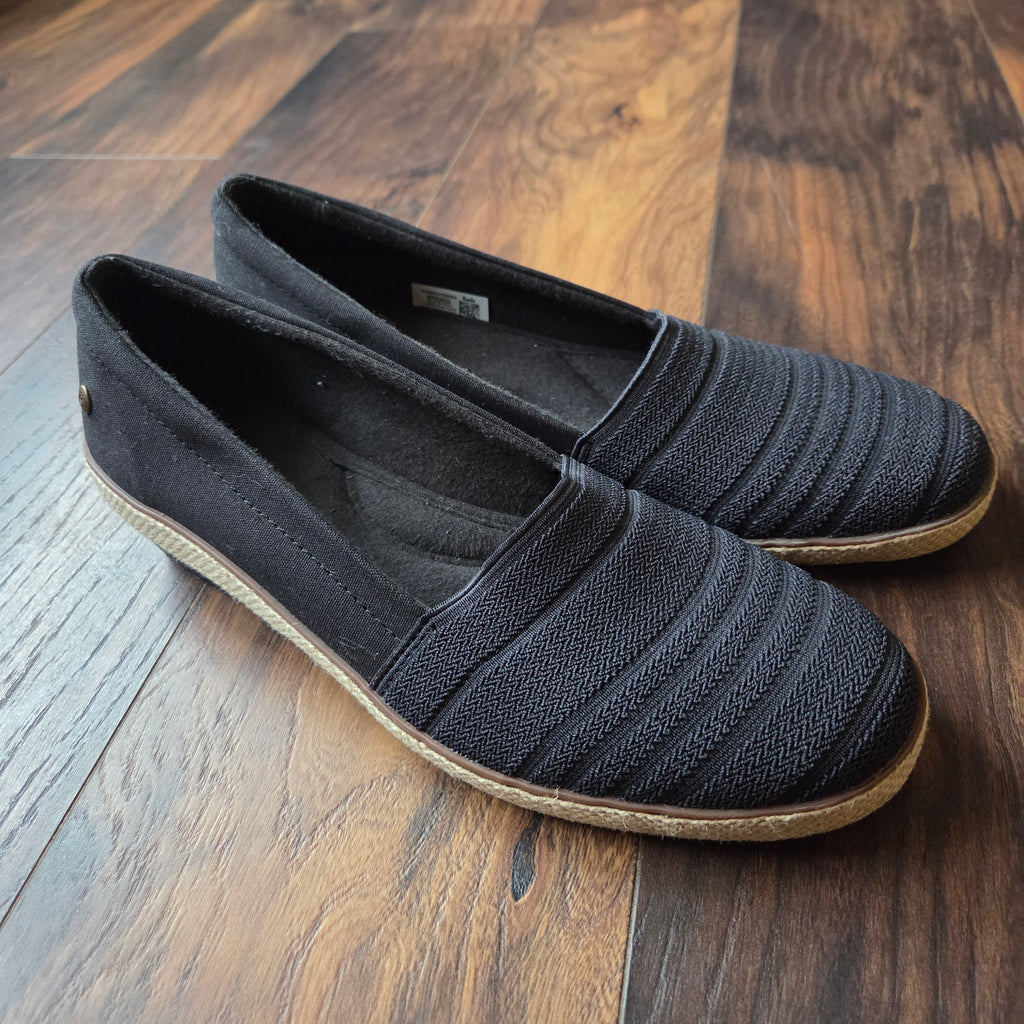Grasshoppers Slip On Canvas Shoes