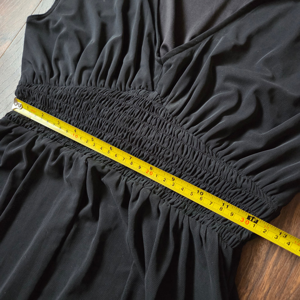 Old Navy Sleeveless Sheath Dress