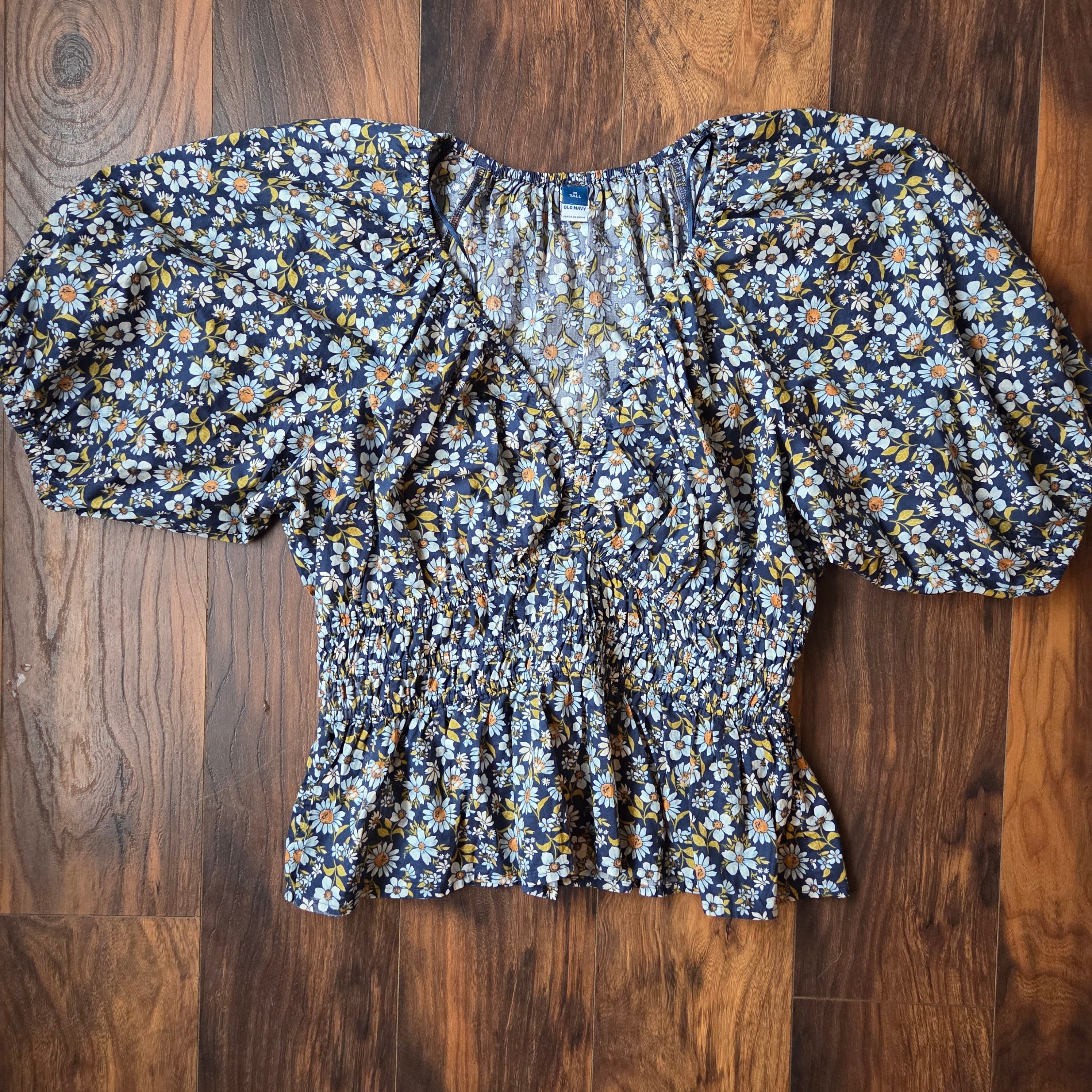 Old Navy Floral V Neck Blouse