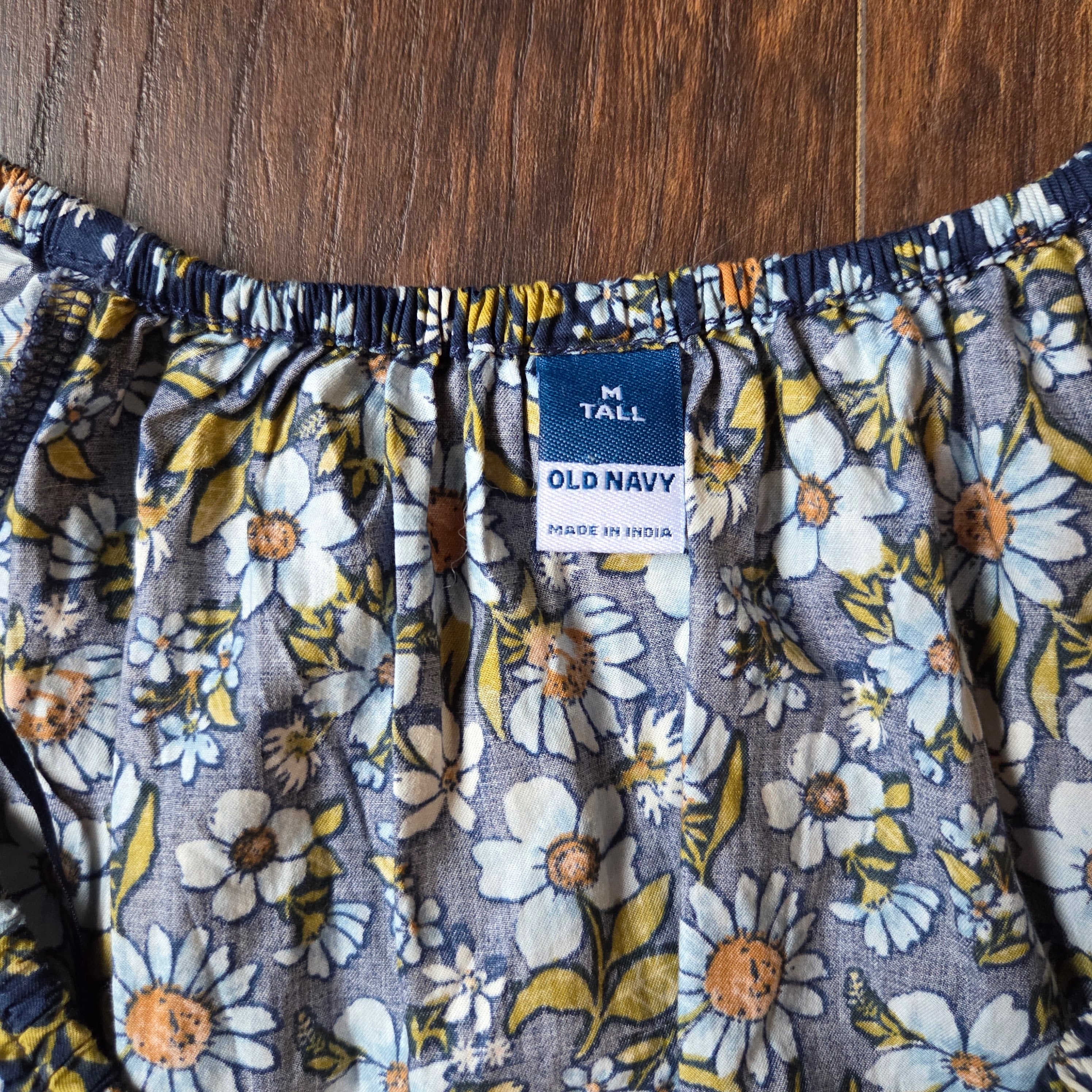 Old Navy Floral V Neck Blouse